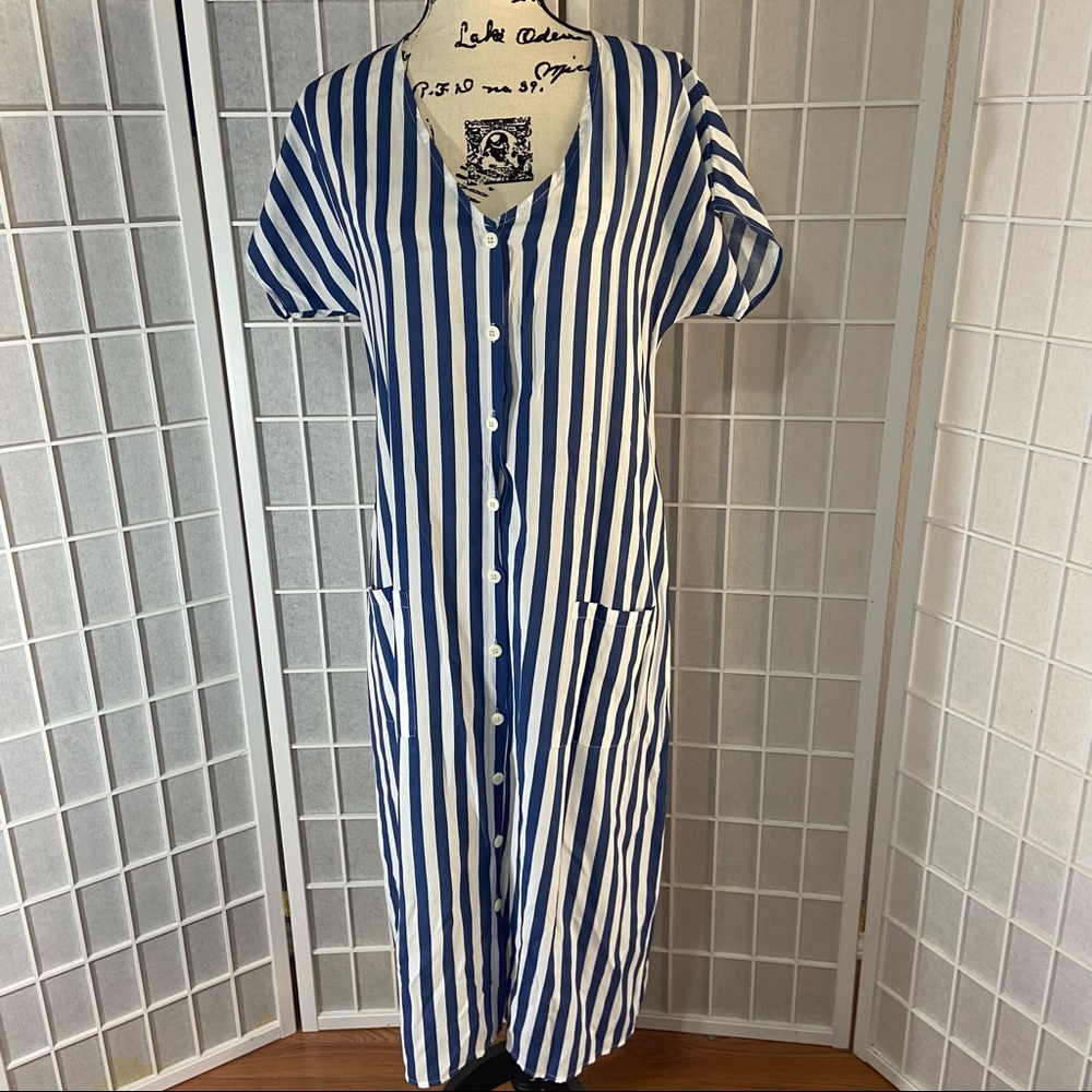 Misell NWOT Navy White Button Up Size XL Dress